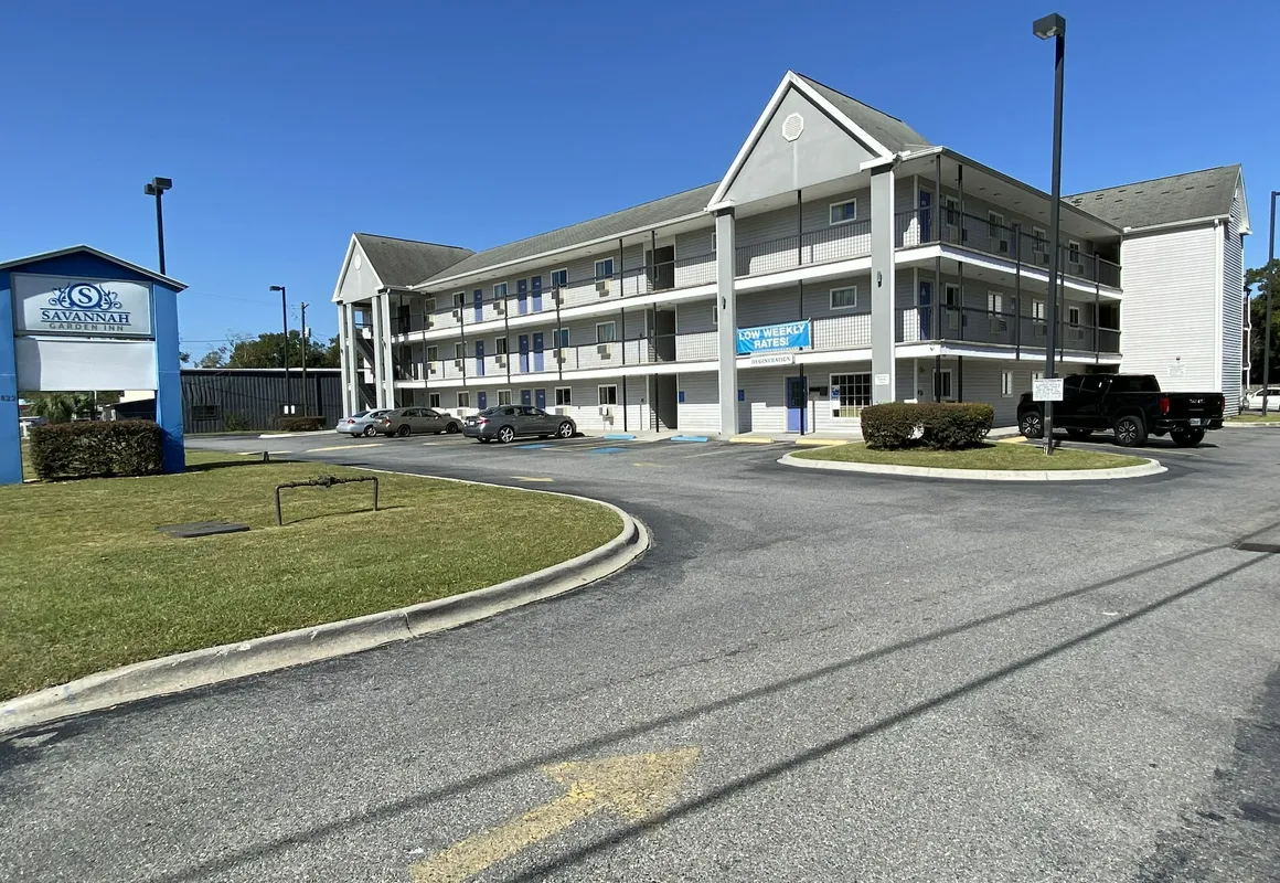 Savannah Garden Inn hotel hero