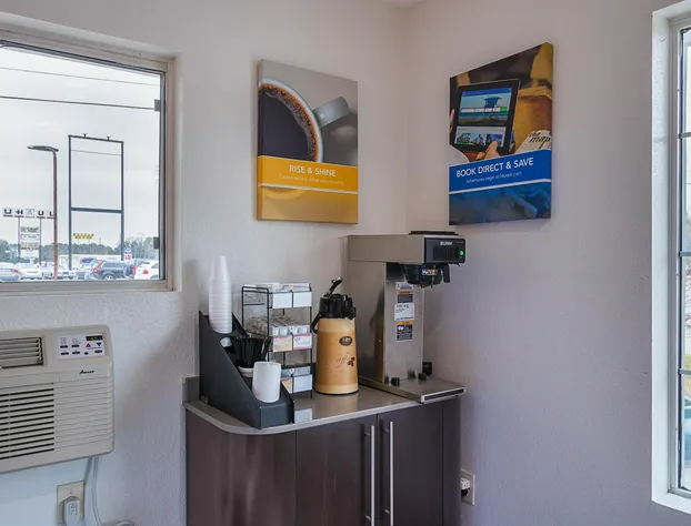 Savannah Garden Inn hotel detail image 4