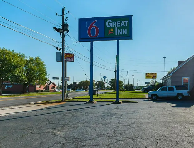 Motel 6 Perry, GA hotel detail image 2