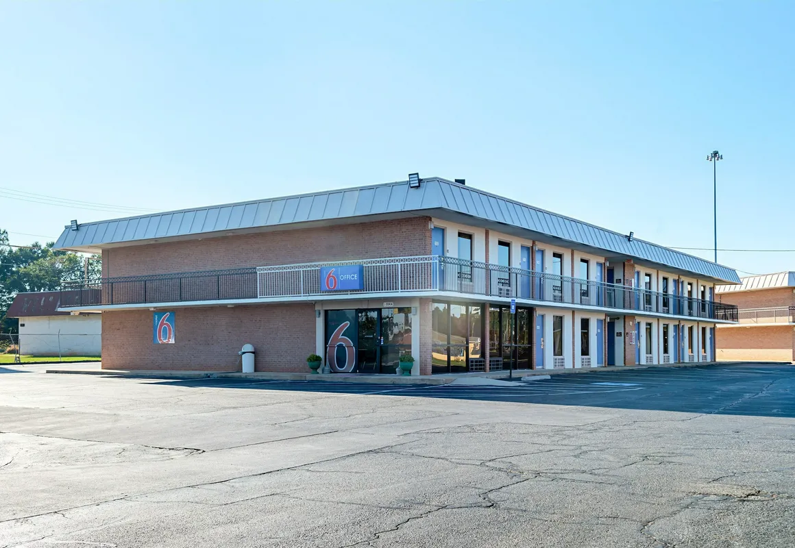 Motel 6 Perry, GA hotel hero