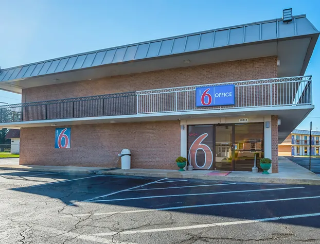 Motel 6 Perry, GA hotel detail image 3