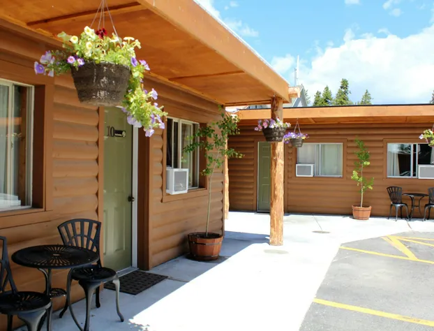 Elkhorn Cabins And Inn hotel detail image 2