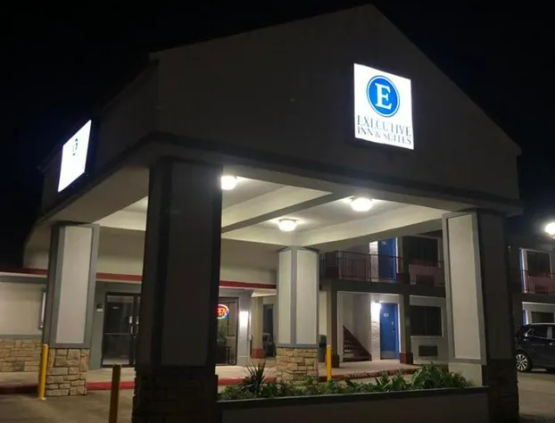 Executive Inn & Suites hotel detail image 2