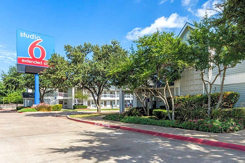 Studio 6 Dallas, TX - Northwest hotel hero