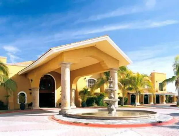 Grand Plaza La Paz Hotel & Suites hotel detail image 1