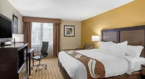 Quality Inn & Suites hotel detail image 1