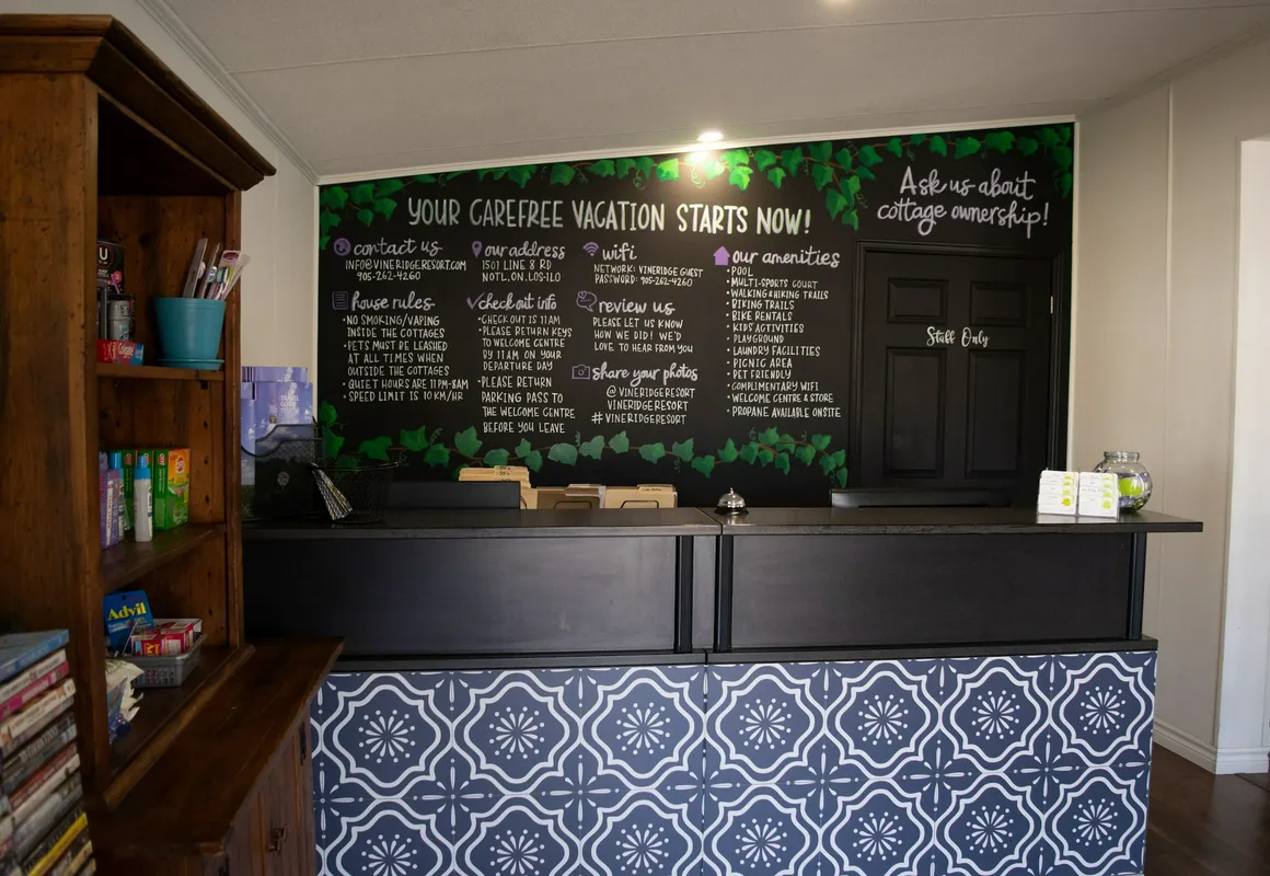 Vine Ridge Resort hotel hero