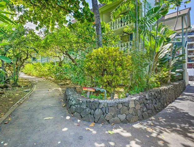 Vacation Condos in Kona hotel detail image 2