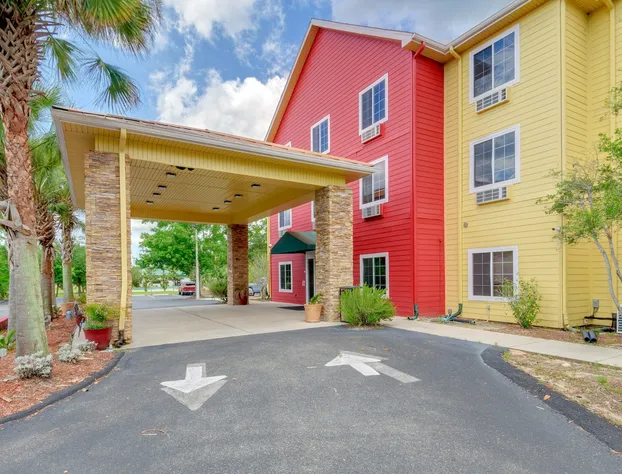 Wildwood Inn hotel detail image 2