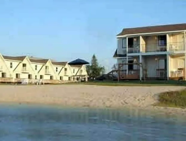 Bridge View Motel & Condo's hotel detail image 4