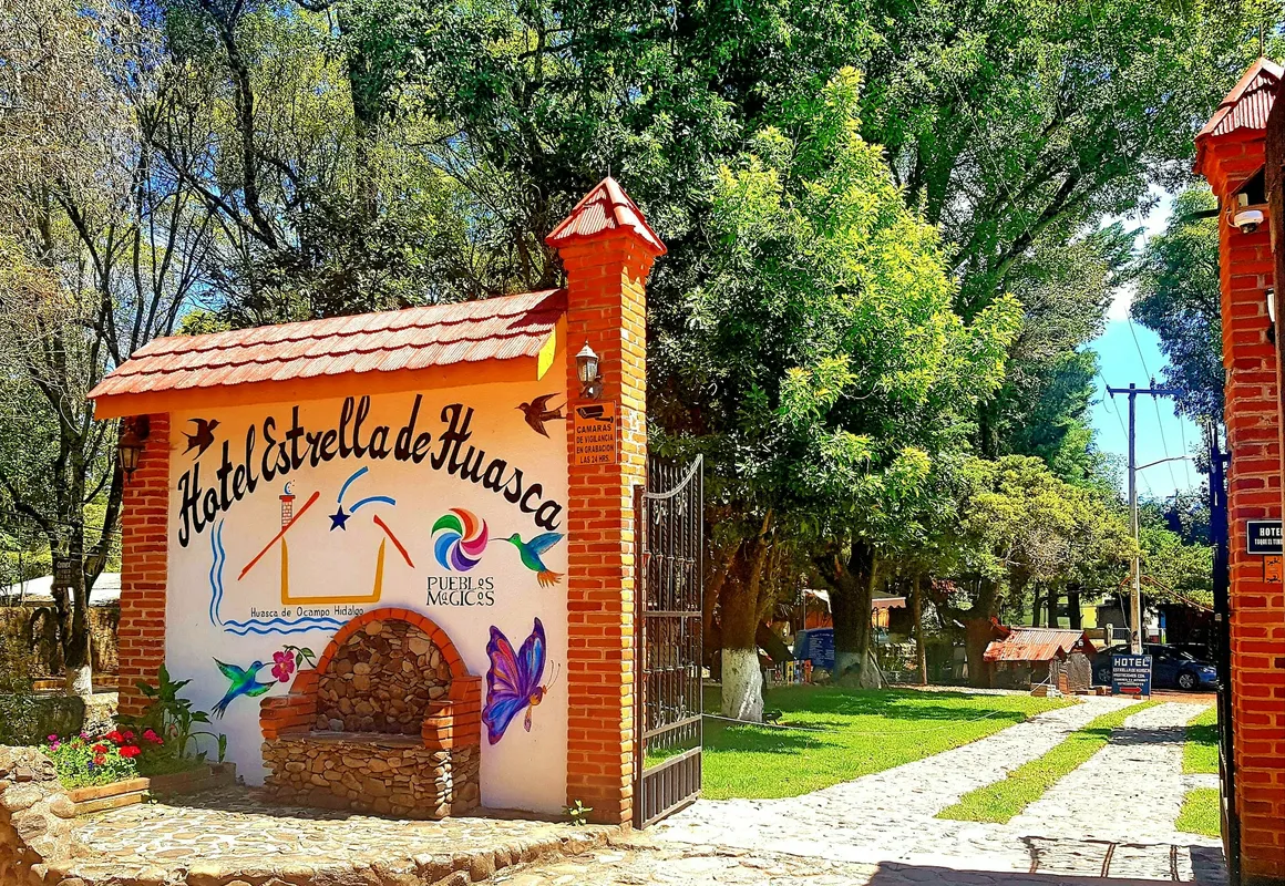 Hotel Estrella de Huasca hotel hero