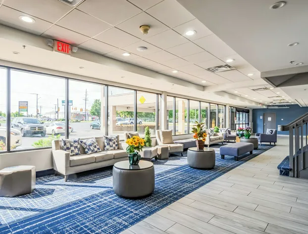 Quality Inn Roseville-Detroit North hotel detail image 2