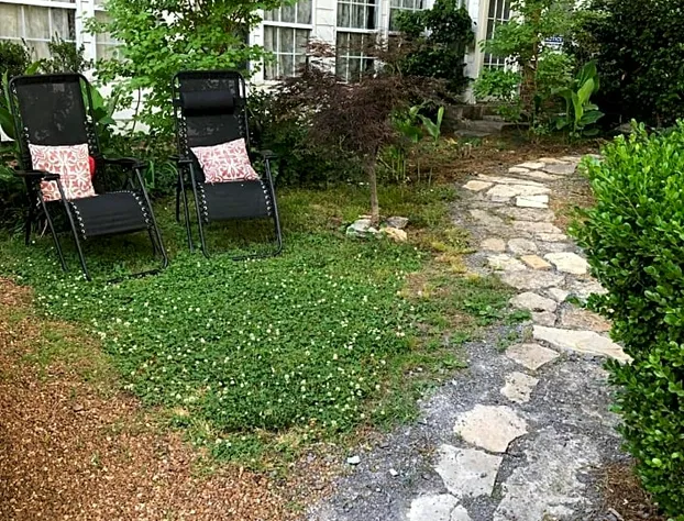 Belmont Inn hotel detail image 3