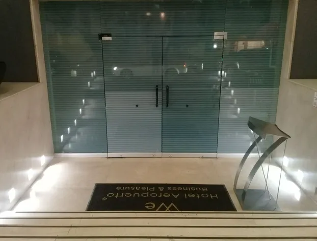 We Hotel Aeropuerto hotel detail image 2