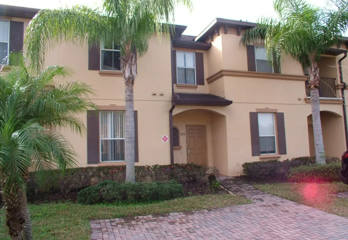 Regal Palms Resort & Spa 723 hotel hero