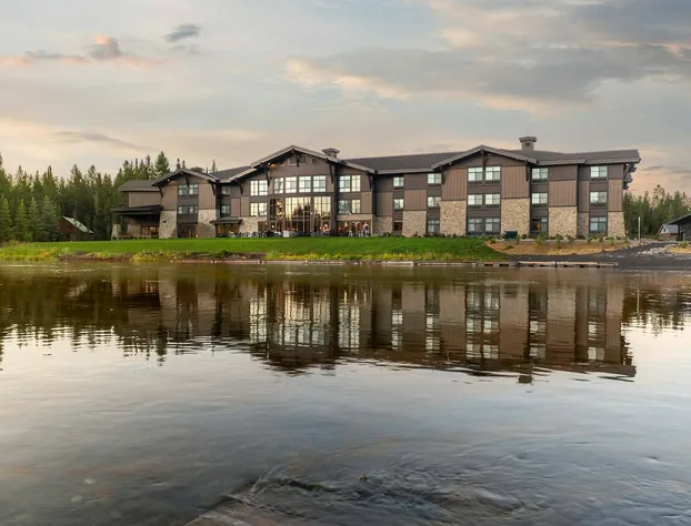 SpringHill Suites by Marriott Island Park Yellowstone hotel detail image 3