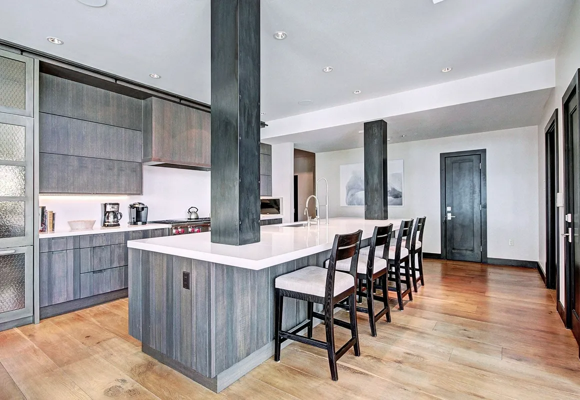 Iconic 5 Bedroom Penthouse at the Ritz-Carlton by RedAwning hotel hero