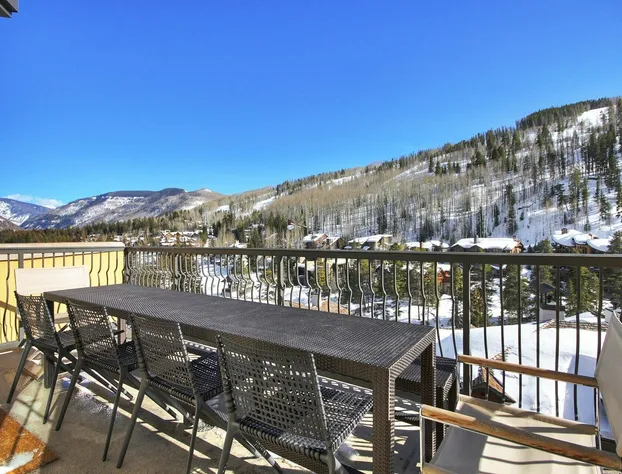 Iconic 5 Bedroom Penthouse at the Ritz-Carlton by RedAwning hotel detail image 1