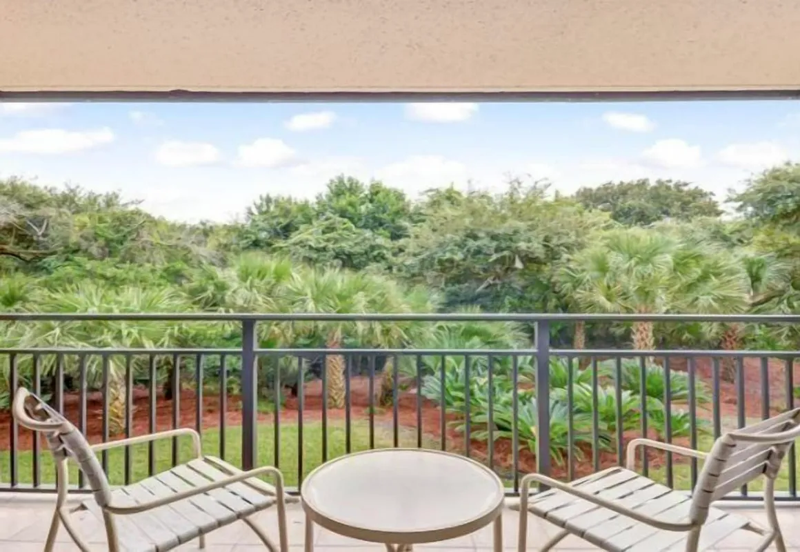 1102-beach-walker hotel hero