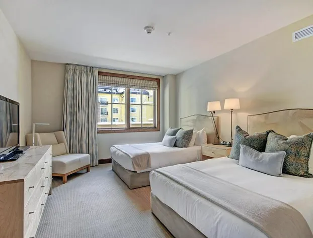 3 BR Luxury Ritz-Carlton Condo w/ Mountain Views by RedAwning - Save 20% on 7+ Nights! hotel detail image 2