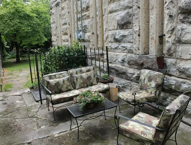 Jailer's Inn hotel detail image 4