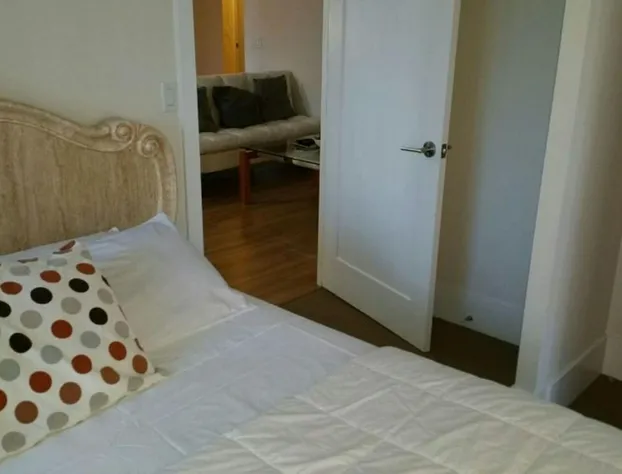 Pelicanstay in Downtown Toronto hotel detail image 4