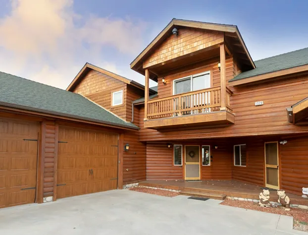 Grand Forest Lodge #1884 hotel detail image 1