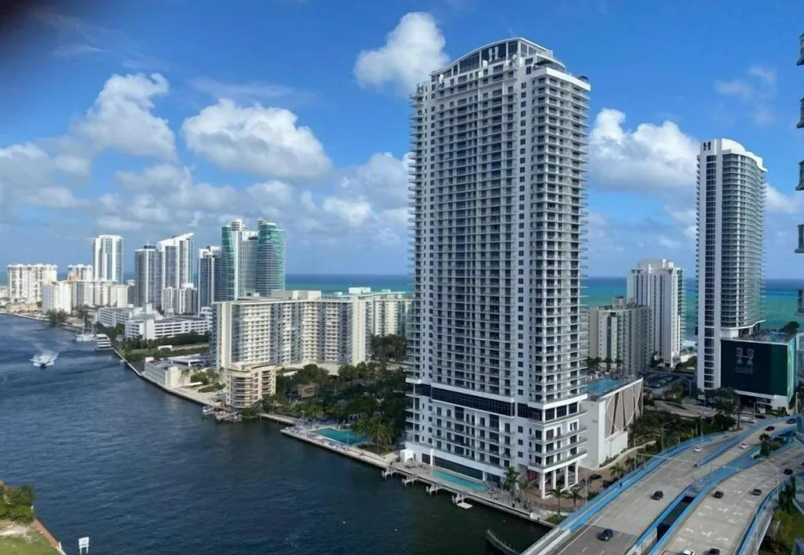 Stunning Ocean & Bay View Residence 1 Bed 1 Bath at Beachwalk hotel hero