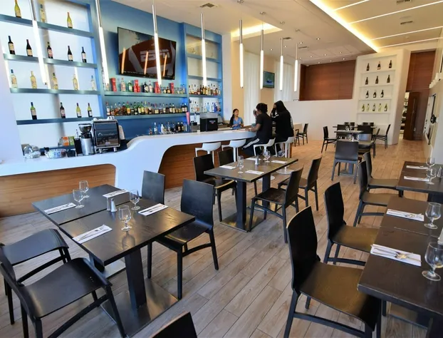 Stunning Ocean & Bay View Residence 1 Bed 1 Bath at Beachwalk hotel detail image 4