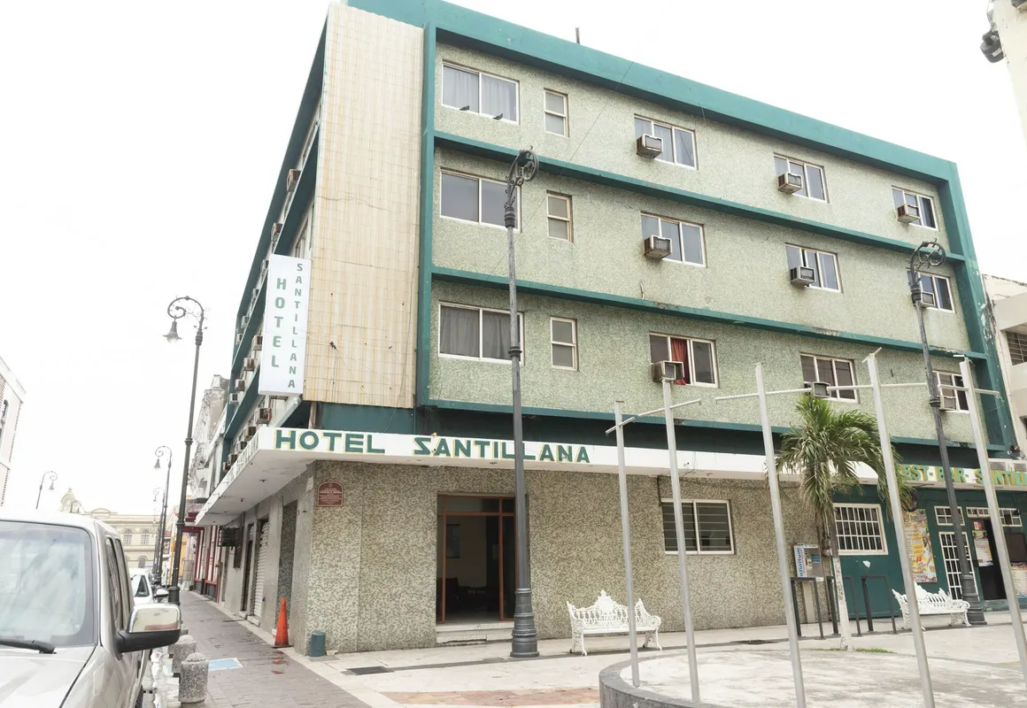 Hotel Santillana hotel hero