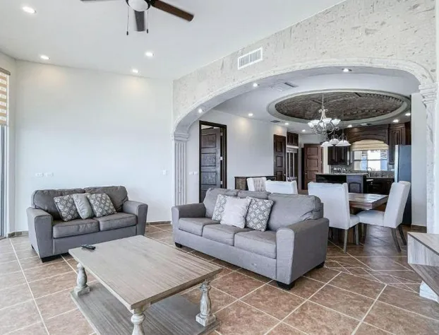 Esmeralda Beach Resort hotel detail image 4