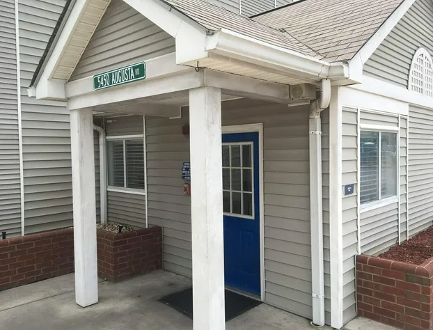 InTown Suites Extended Stay Savannah GA hotel detail image 2