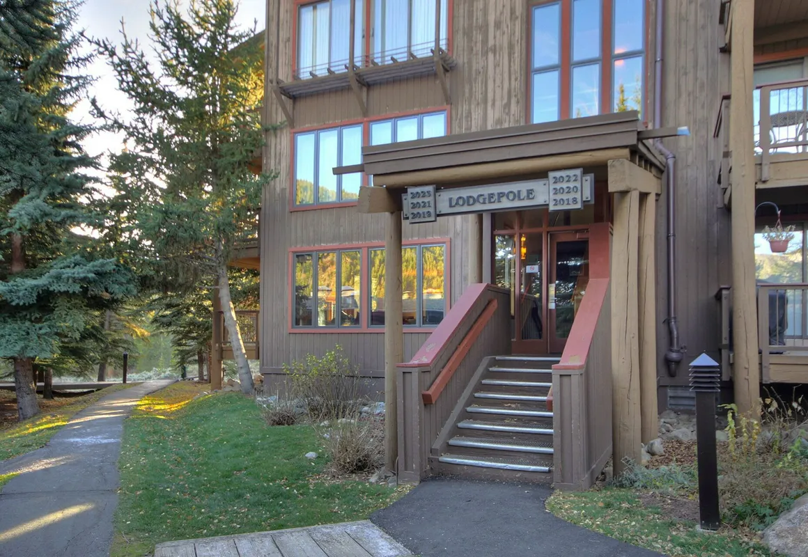 2019 Lodgepole 2 Bedroom Condo by RedAwning hotel hero