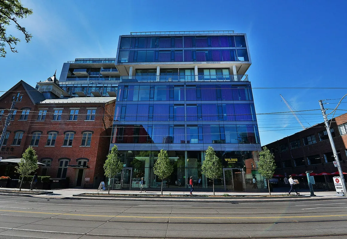 Pelicanstay in Toronto Fashion District hotel hero