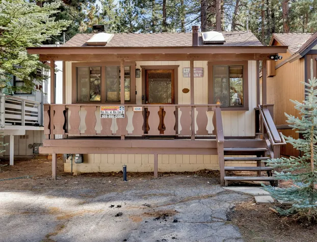 Moose INN #1836 hotel detail image 2