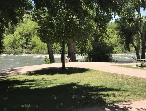 Kern Riverview Inn hotel detail image 4