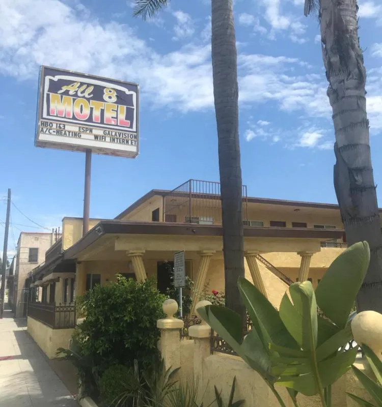 All 8 Motel hotel hero