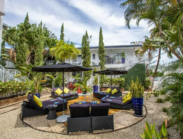 Beachside All Suites Hotel hotel detail image 1