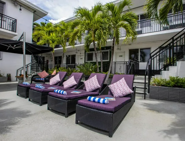 Beachside All Suites Hotel hotel detail image 2