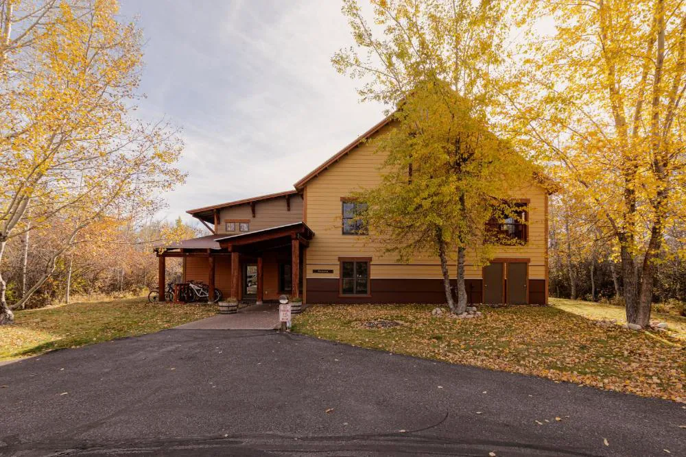 Targhee Rentals 414 Teton Creek Resort Driggs ID hotel hero
