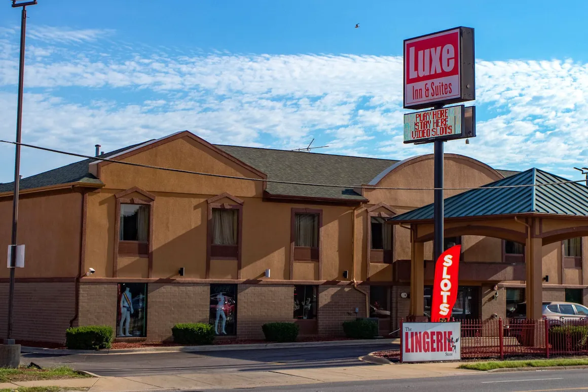 Luxe Inn and Suites hotel hero