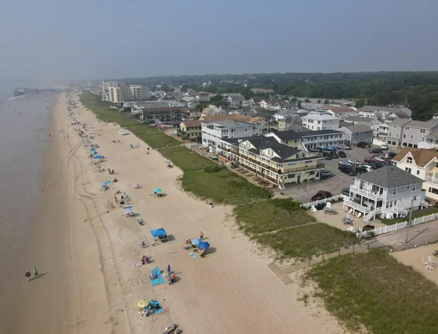 Abellona Inn & Suites hotel detail image 2