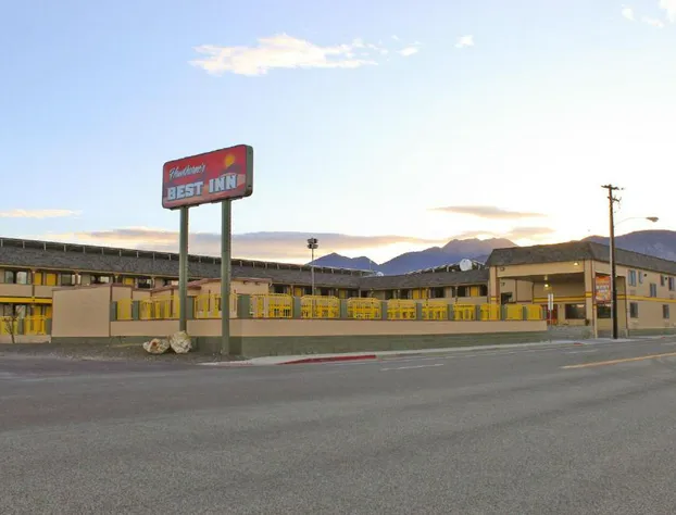 Hawthorne's Best Inn hotel detail image 1