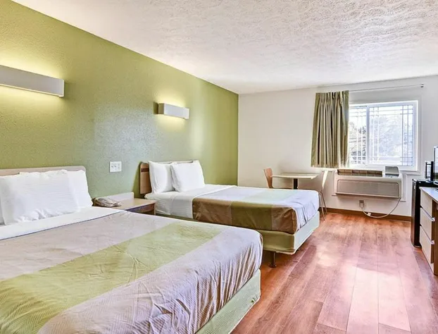 Economy Inn - Pittsburgh Airport hotel detail image 1