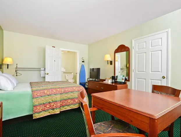 Pine Point Inn & Suites hotel detail image 4