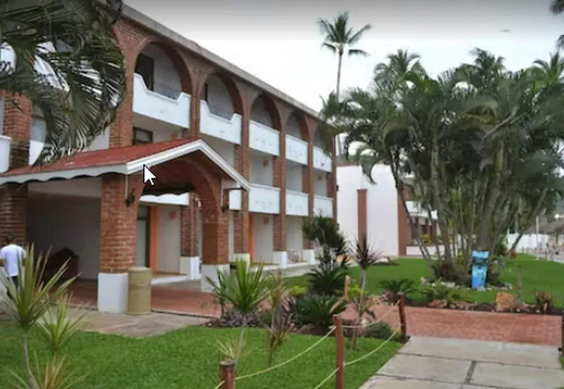 Costa Alegre Hotel & Suites hotel hero