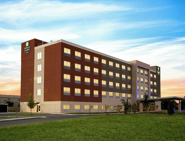 Holiday Inn Express & Suites Sanford- Lake Mary, an IHG Hotel hotel detail image 3