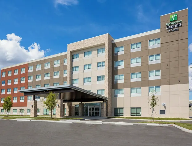 Holiday Inn Express & Suites Sanford- Lake Mary by IHG hotel detail image 2