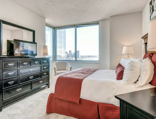 Global Luxury Suites at Exchange hotel detail image 2