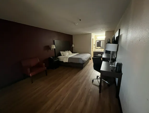 Quality Inn & Suites I-10 near Fiesta Texas hotel detail image 2